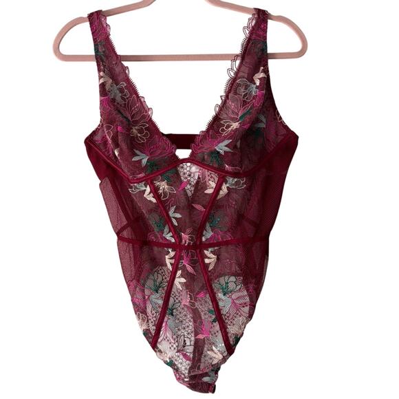 Victoria Secret Lingerie Teddy One Piece Bodysuit Small Berry Floral Lace New XL - Picture 3 of 7